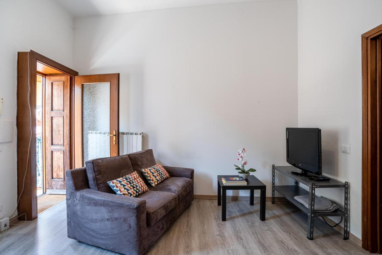 Como Renovated Apartment Exterior foto